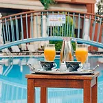 Ambassador Thessaloniki Hotel 3*