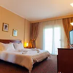 Hotel Ambassador Thessaloniki 3*