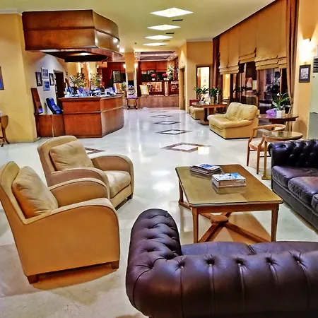 Szálloda Ambassador Thessaloniki Plajári