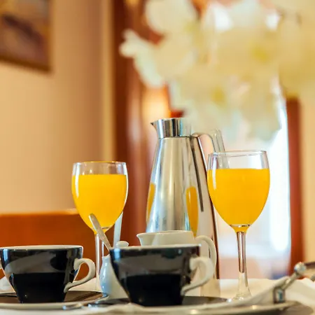 Szálloda Ambassador Thessaloniki 3*