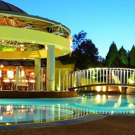 Ambassador Thessaloniki 3* Plajári