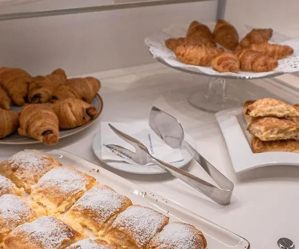 Ambassador Thessaloniki 3*